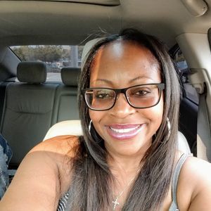 Meet your Posher, Debra